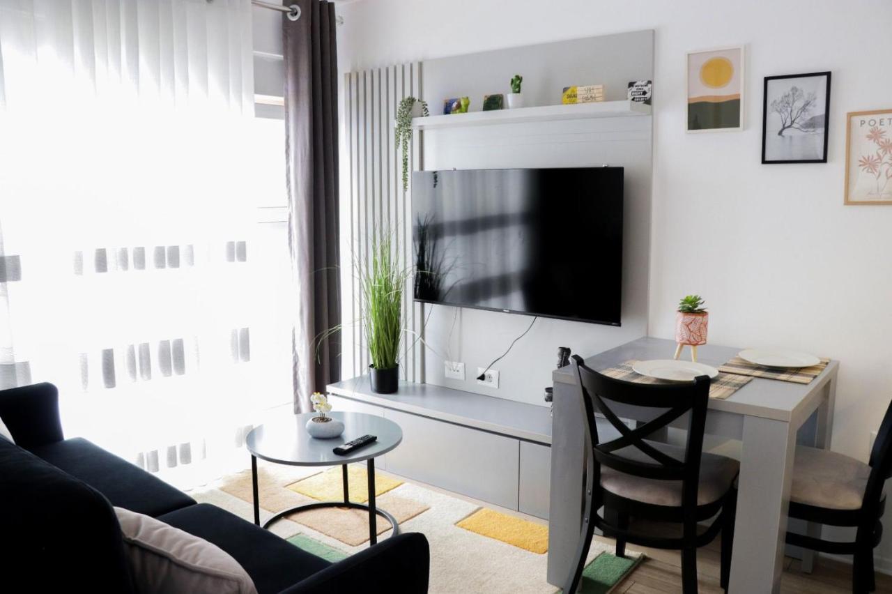 Comfy Studio At 'Mangalem21 Complex' Parking-Wifi-Ac-View Tiranë Luaran gambar