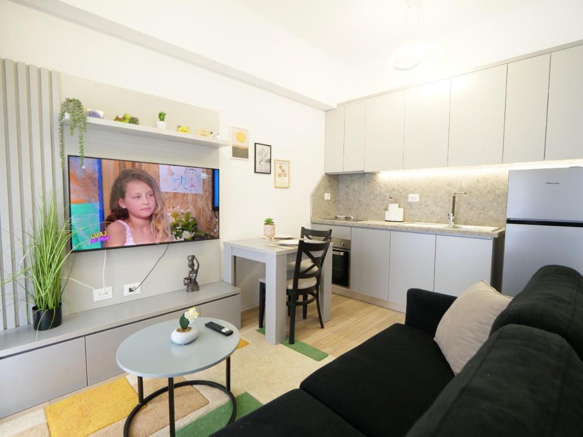 Comfy Studio At 'Mangalem21 Complex' Parking-Wifi-Ac-View Tiranë Luaran gambar
