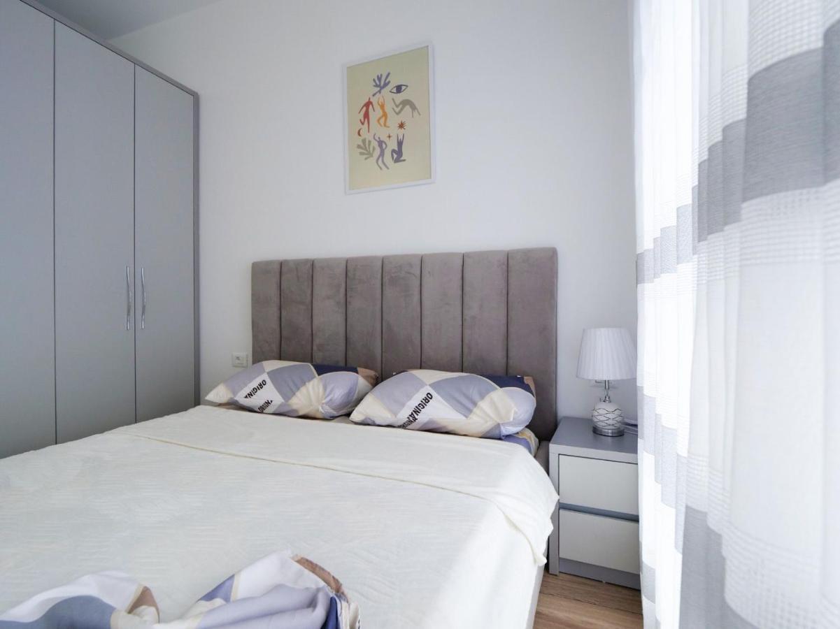 Comfy Studio At 'Mangalem21 Complex' Parking-Wifi-Ac-View Tiranë Luaran gambar
